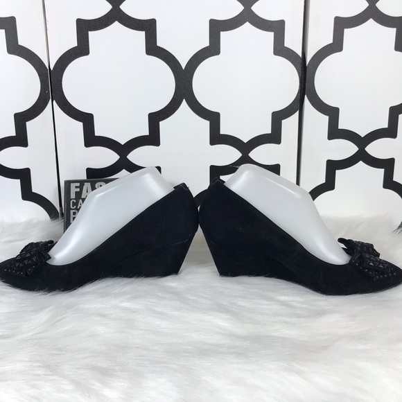 BCBGeneration Black Wedges - Picture 3 of 8